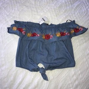 Forever 21 Jean / Floral Crop